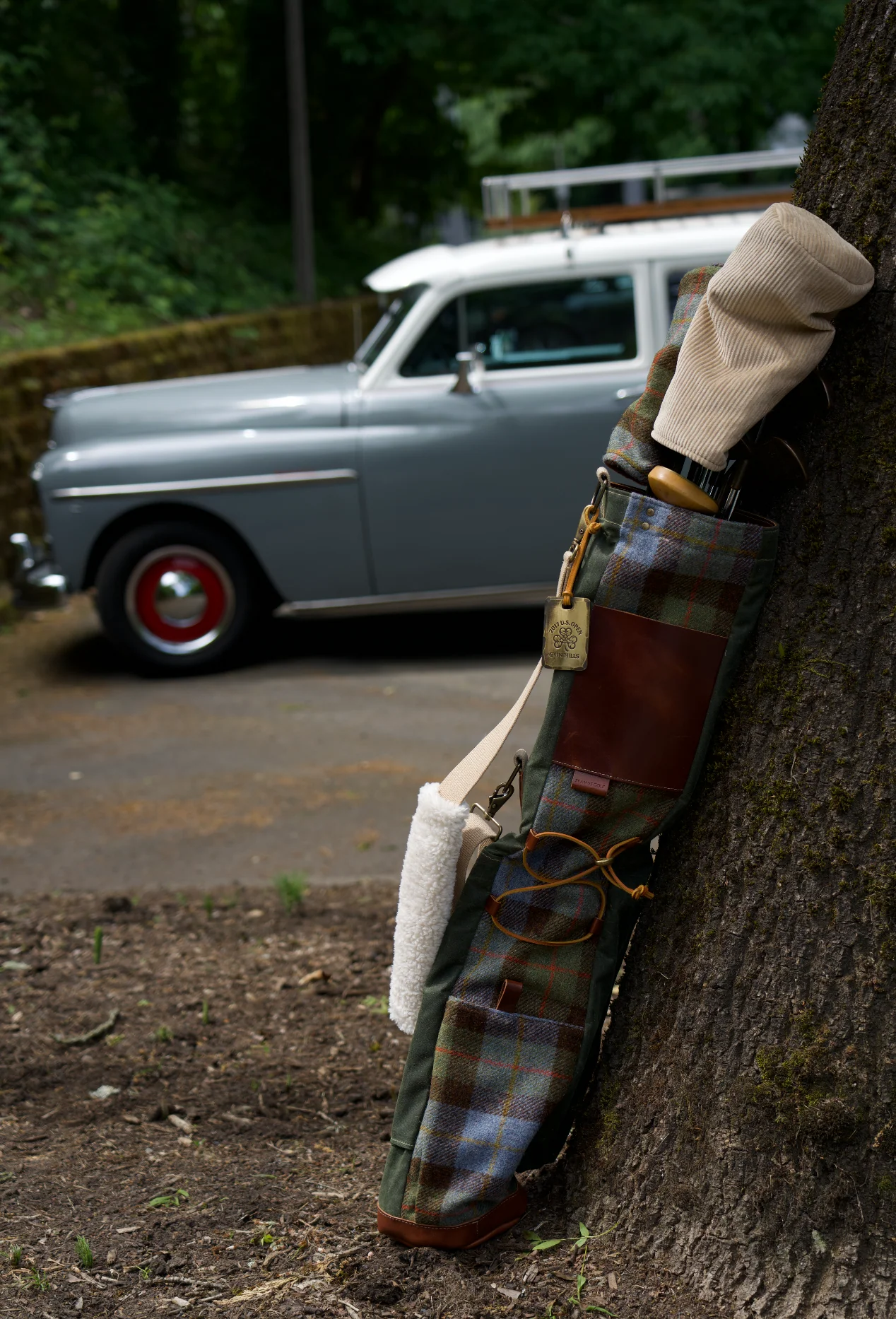 Macleod Check Harris Tweed Sunday Bag - Image 6